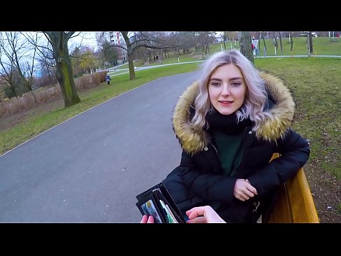 ❤️ Proguta vruću spermu stranca za novac - popuši u parku Eva Elfie ❤️ Porno video kod nas ️❤